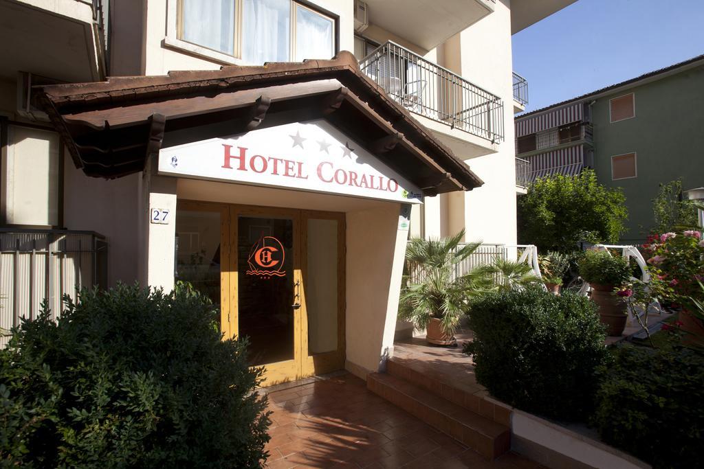 Hotel Corallo Albinia Extérieur photo