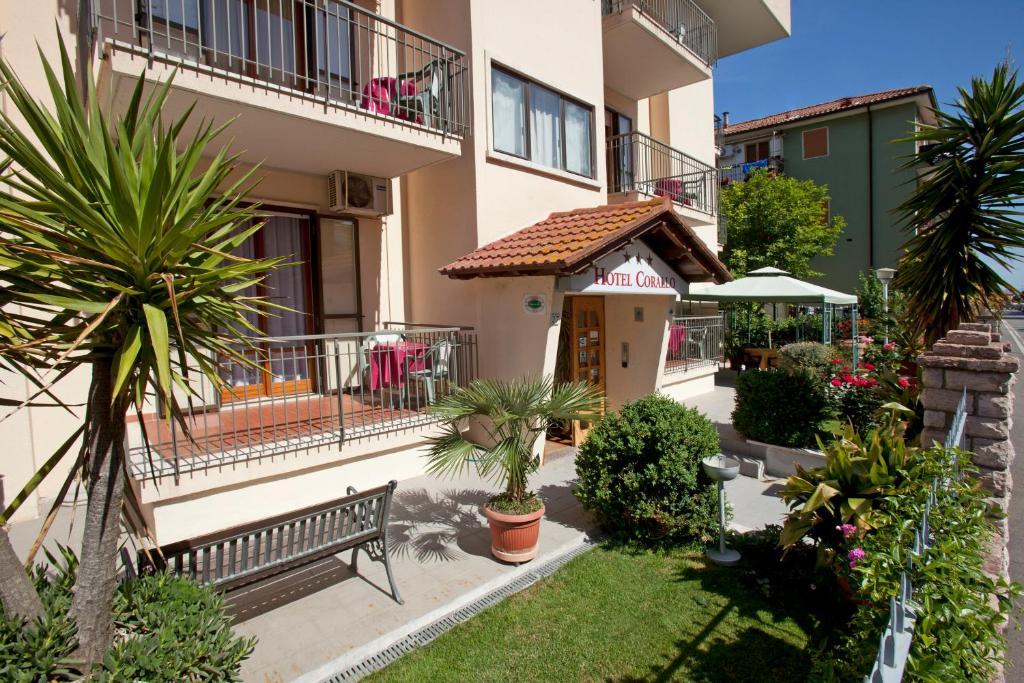 Hotel Corallo Albinia Extérieur photo